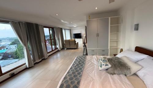 Queen Room with Sea View