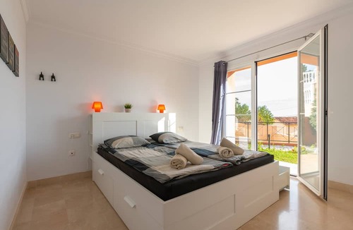Torreblanca Apartment | Apartment Fuengirola Hills with Seaview, Mountain View, Pool, Wi-Fi, Garden & Terrace