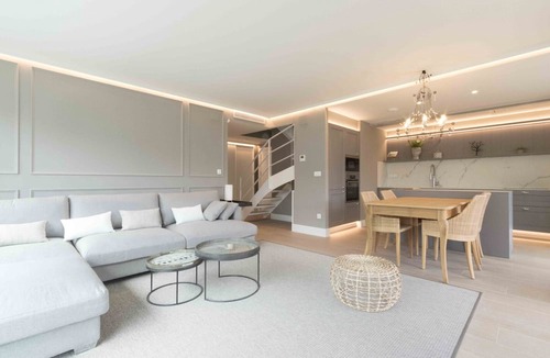 Antiguo Apartment | Brunet V | The Rentals Collection