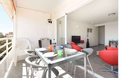 Carihuela Apartment | Vista playa - la Carihuela, Torremolinos, Andalucía