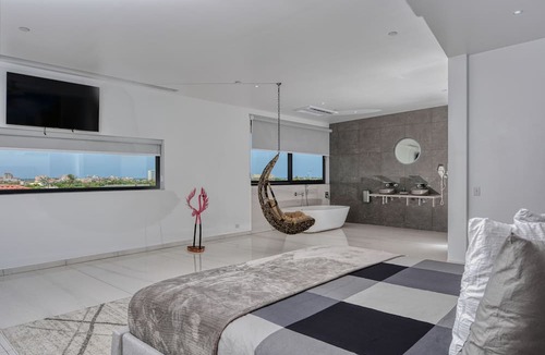 Noord Apartment | Gray Door Apartments - Adults Only