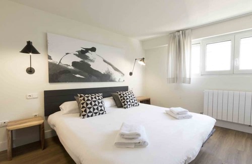San Sebastian Centro Apartment | Costa | The Rentals Collection