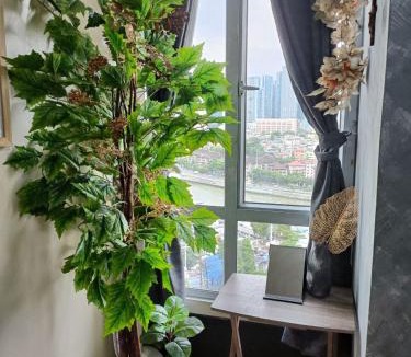 Pasig Apartment | Thailand Theme 1BR Free Pool Gym Internet Netflix Prime HBO Max Sunshine 100 T3 Pioneer Mandaluyong