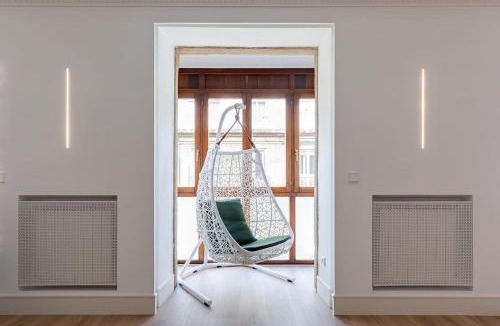 San Sebastian Centro Apartment | "The Whale" new, ac, design, spacious City Centre