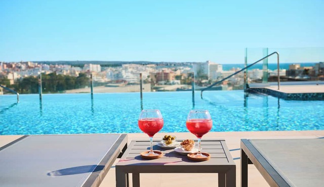 Grupotel Playa de Palma Suites & Spa