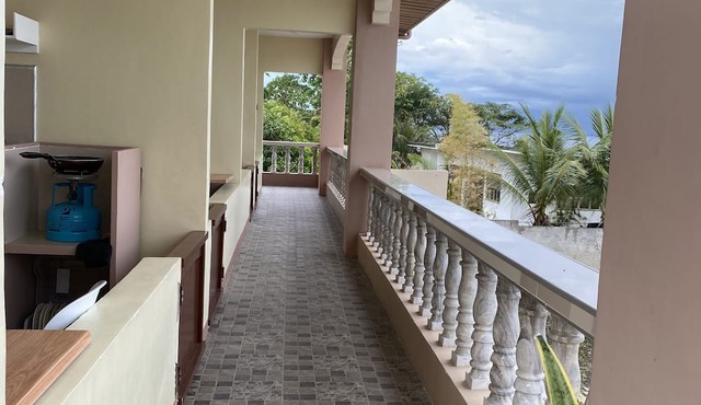 Kellocks seaview apartelle
