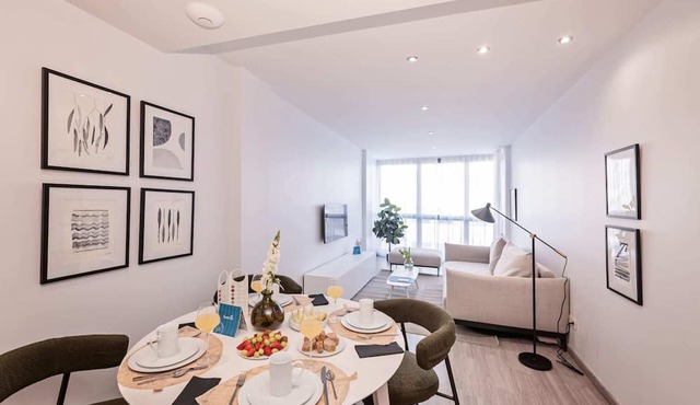Sweett | Fira 401 - Two Bedroom Apartment, Sleeps 5