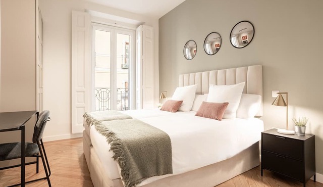 Prado III apartment in Madrid