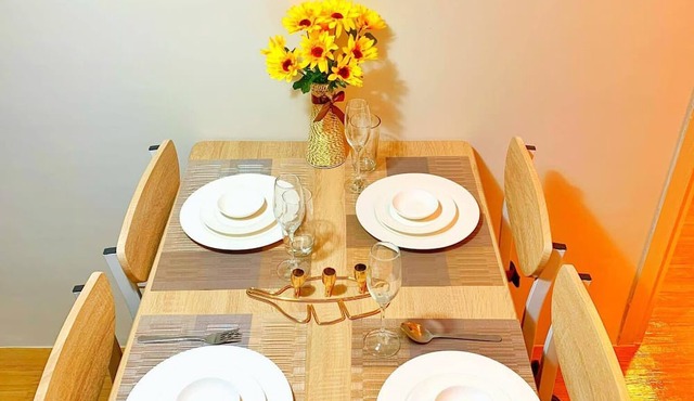1-Bed - Sleeps 4 with High Rise City View