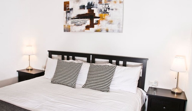 Casa Christabel-walk to beach, train, bus shops, bars & cafes.Fast WiFi UK TV
