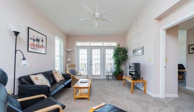 Great Location ~ Amp ~ Pier Park ~ Beach!