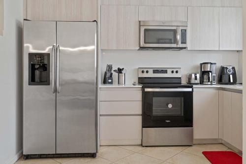 Beautiful 4 bedroom house in gold coast